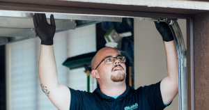 How long does it take to fix a garage door?