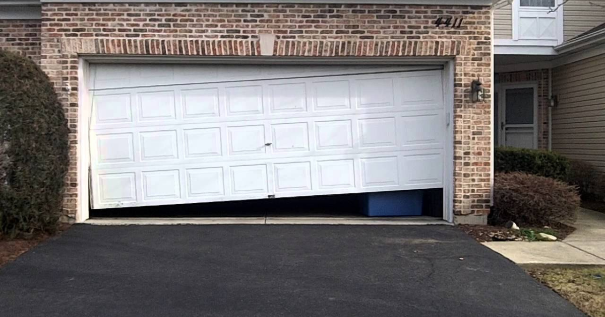 how do you balance a garage door